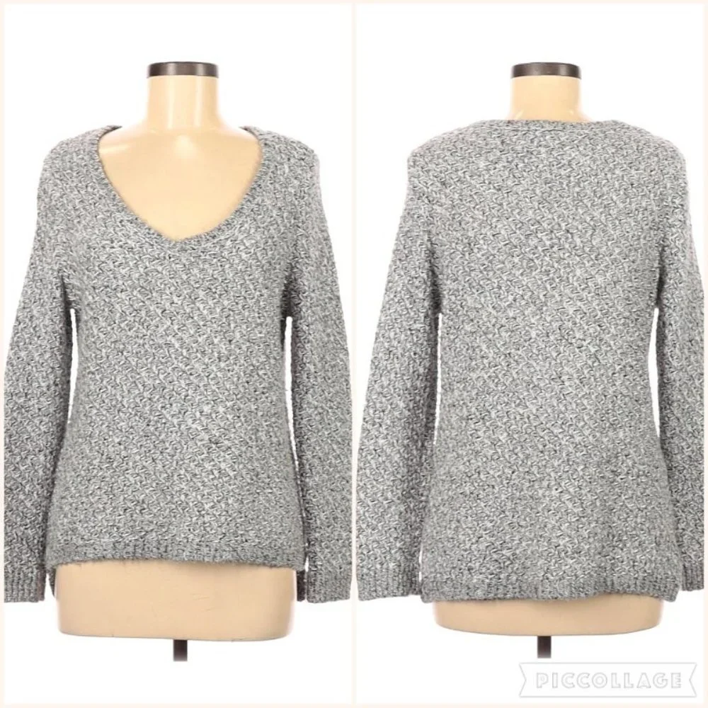 White House Black Market Shimmer Pullover V Neck Knit Cozy Sweater